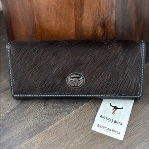 American Bison Hair on Hide,Genuine Leather,5 card,1 ID,checks,2 zip,snap top